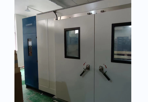 步入式高低溫試驗室關于汽車環(huán)境適應試驗項目