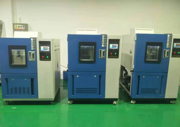 環(huán)境試驗(yàn)箱中的溫度均勻度.波動(dòng)度.偏差有何區(qū)別