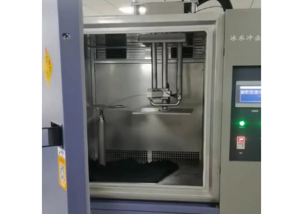 冰水沖擊試驗(yàn)箱適合在什么環(huán)境下工作？
