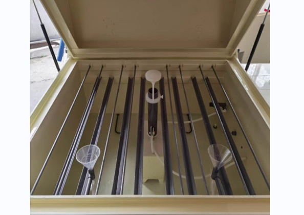 鹽霧試驗箱能用食用鹽來操作嗎？